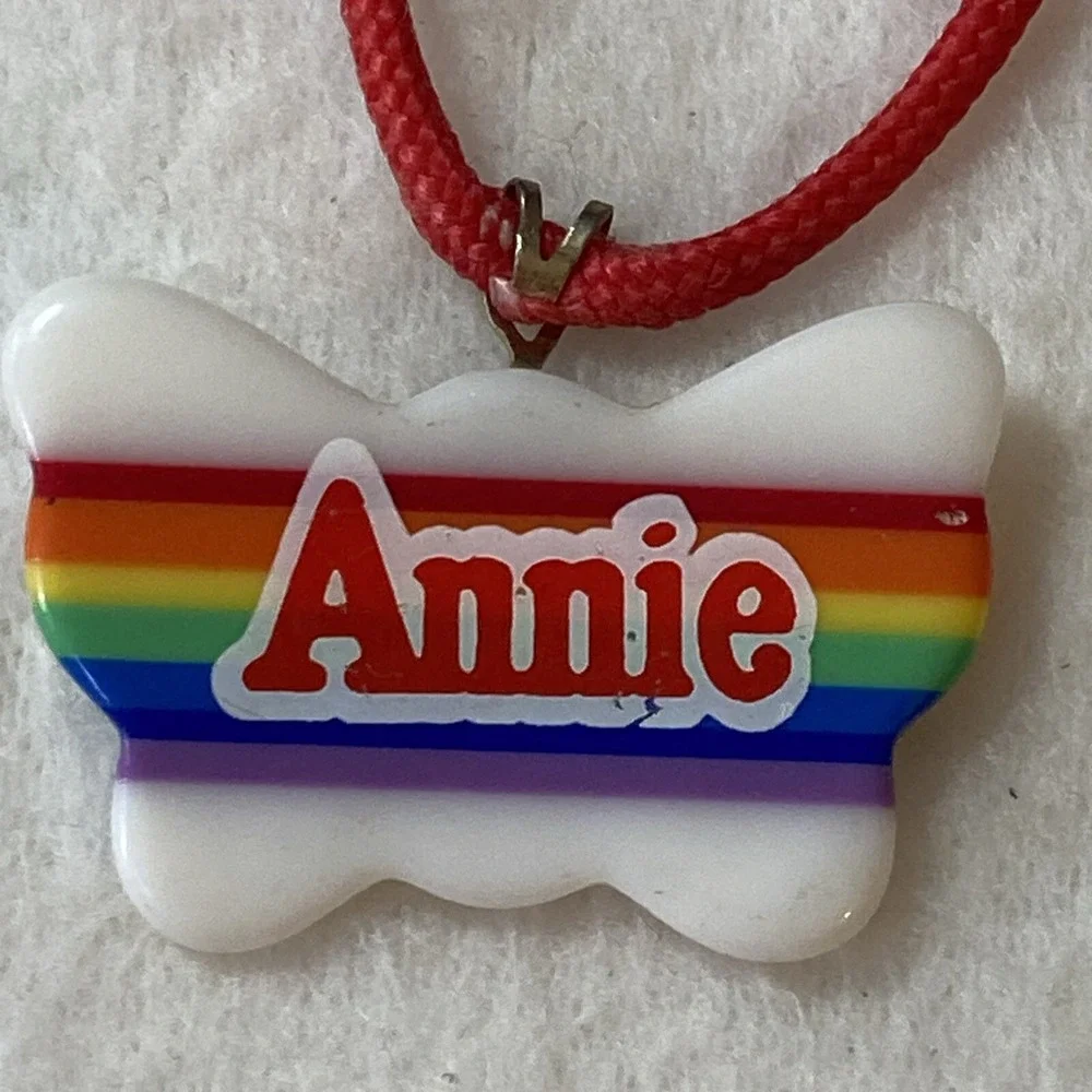 Little Orphan Annie Necklace Plastic Metal‎ Pin Butterfly Heart Sandy Rainbow